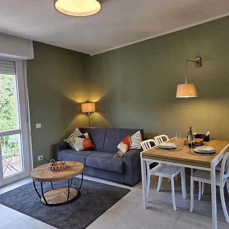 Wine - Moscato & Barbera Apartament Canelli