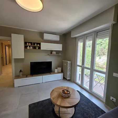 Wine - Moscato & Barbera アパート