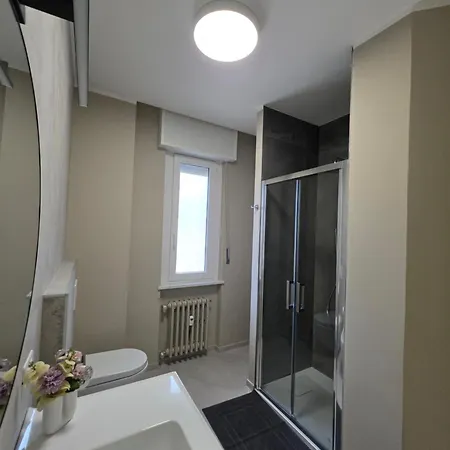 Wine - Moscato & Barbera Apartament Canelli