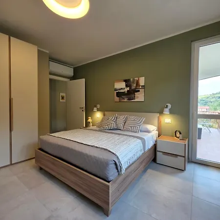 Apartament Wine - Moscato & Barbera *