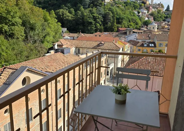 Wine - Moscato & Barbera